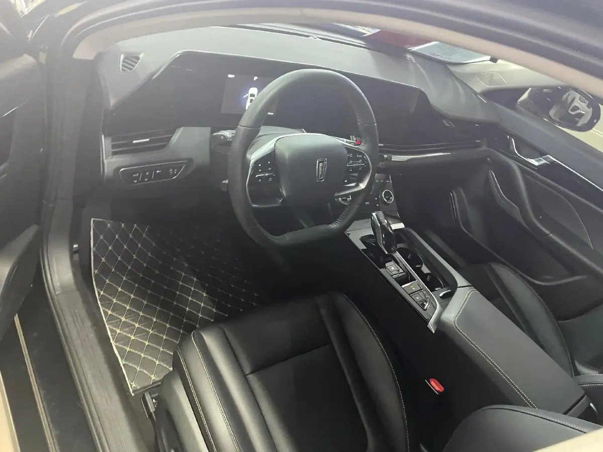 2023 Bestune B70 1.5T 169HP L4 7DCT,autocango,china used car exporter,china ev exporter,chinese used car exporter,chinese used ev exporter