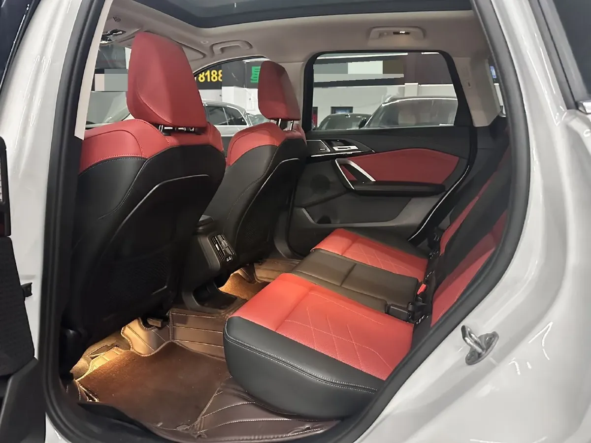 2024 BMW X1 2.0T 204HP L4 7DCT,autocango,china used car exporter,china ev exporter,chinese used car exporter,chinese used ev exporter