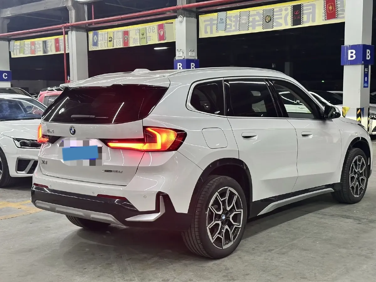 2024 BMW X1 2.0T 204HP L4 7DCT,autocango,china used car exporter,china ev exporter,chinese used car exporter,chinese used ev exporter