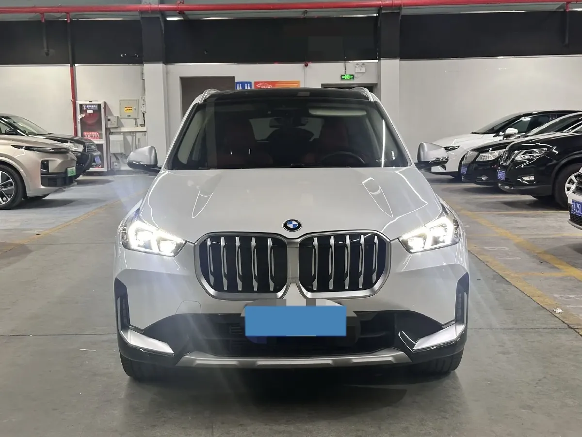2024 BMW X1 2.0T 204HP L4 7DCT,autocango,china used car exporter,china ev exporter,chinese used car exporter,chinese used ev exporter