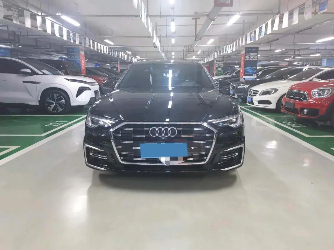 2022 Audi A6L 2.0T 224HP L4 7DCT,autocango,china used car exporter,china ev exporter,chinese used car exporter,chinese used ev exporter