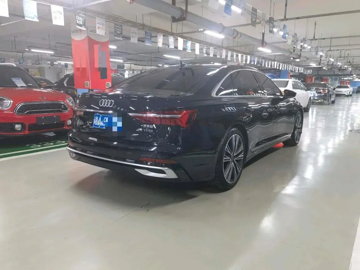 2022 Audi A6L 2.0T 224HP L4 7DCT,autocango,china used car exporter,china ev exporter,chinese used car exporter,chinese used ev exporter