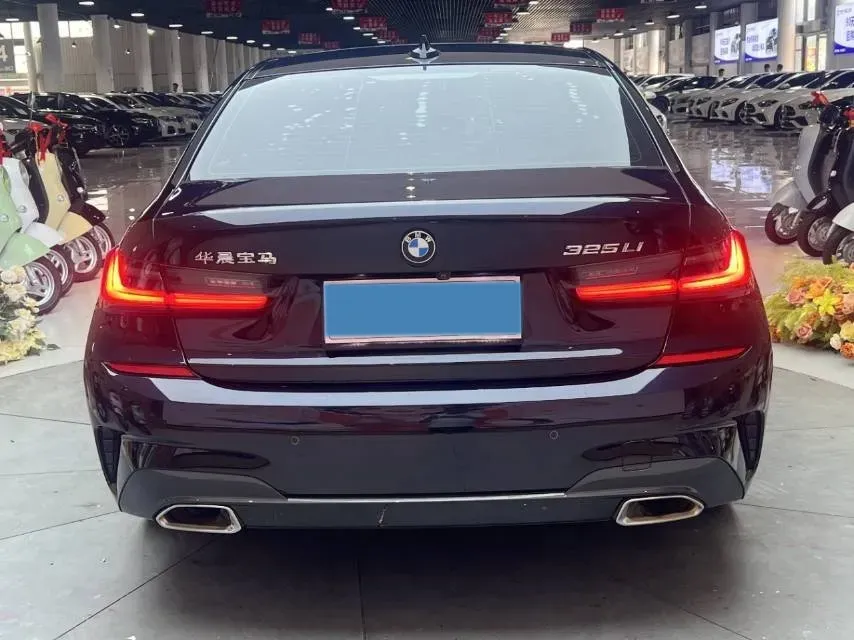 2022 BMW 3 Series 2.0T 184HP L4 8AT,autocango,china used car exporter,china ev exporter,chinese used car exporter,chinese used ev exporter