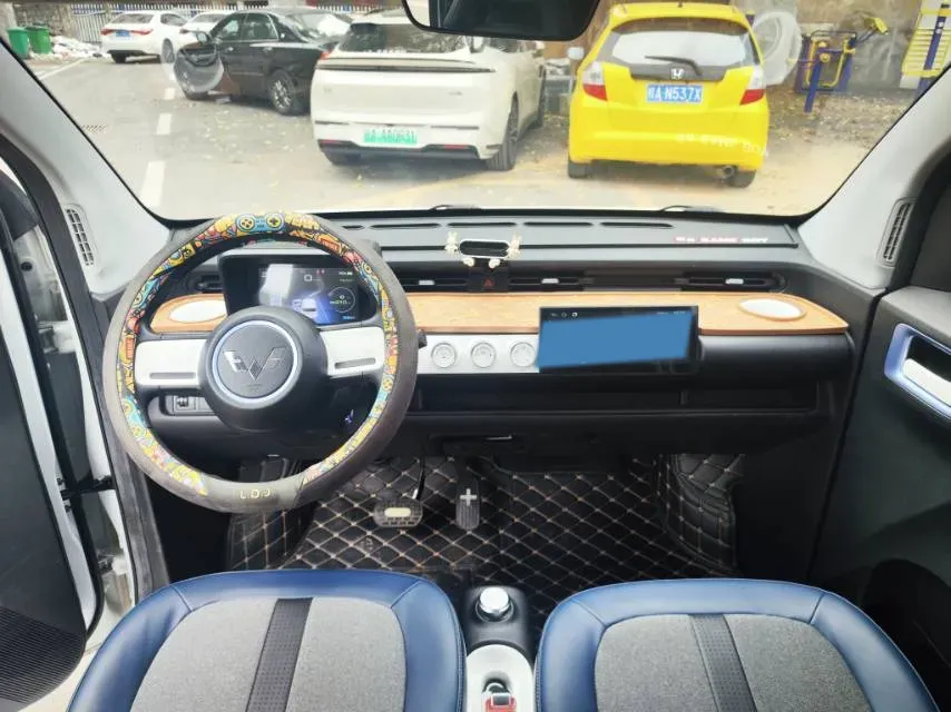 2022 WuLing HongGuang MINI EV BEV 26.5KWH,autocango,china used car exporter,china ev exporter,chinese used car exporter,chinese used ev exporter