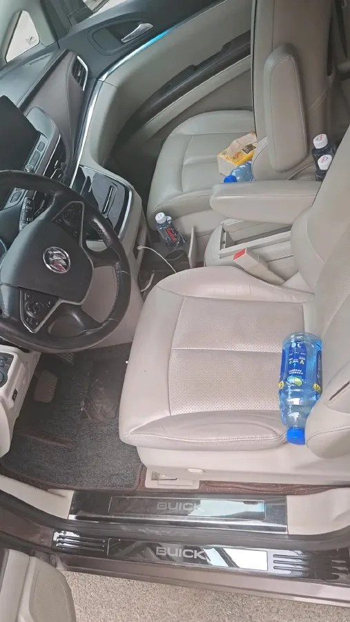 2021 Buick GL8 2.0T 237HP L4 9AT,autocango,china used car exporter,china ev exporter,chinese used car exporter,chinese used ev exporter