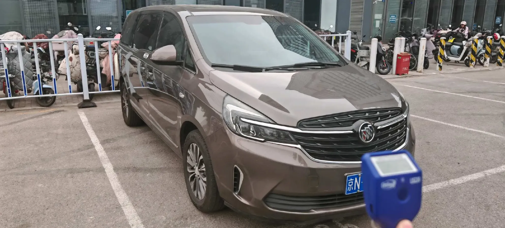 2021 Buick GL8 2.0T 237HP L4 9AT,autocango,china used car exporter,china ev exporter,chinese used car exporter,chinese used ev exporter