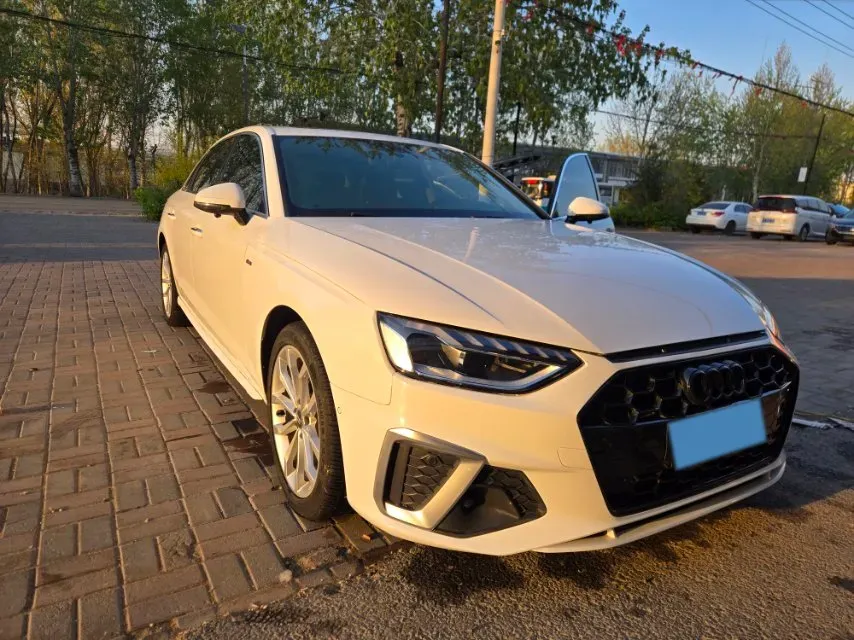 2020 Audi A4L 2.0T 190HP L4 7DCT,autocango,china used car exporter,china ev exporter,chinese used car exporter,chinese used ev exporter