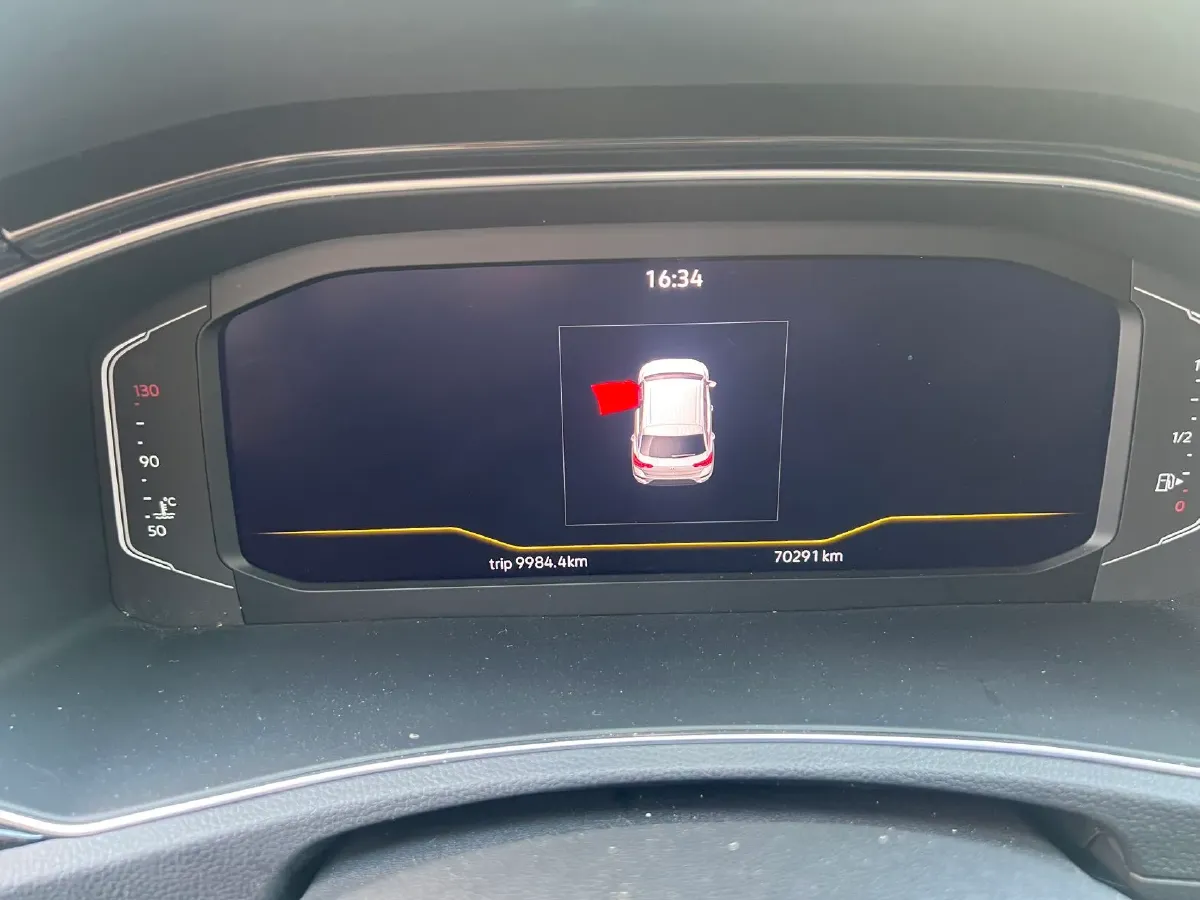 2022 Volkswagen T-Roc 1.4T 150HP L4 7DCT,autocango,china used car exporter,china ev exporter,chinese used car exporter,chinese used ev exporter