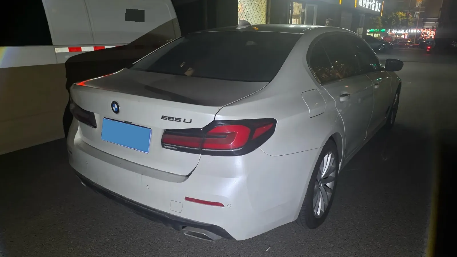 2022 BMW 5 Series 2.0T 184HP L4 8AT,autocango,china used car exporter,china ev exporter,chinese used car exporter,chinese used ev exporter
