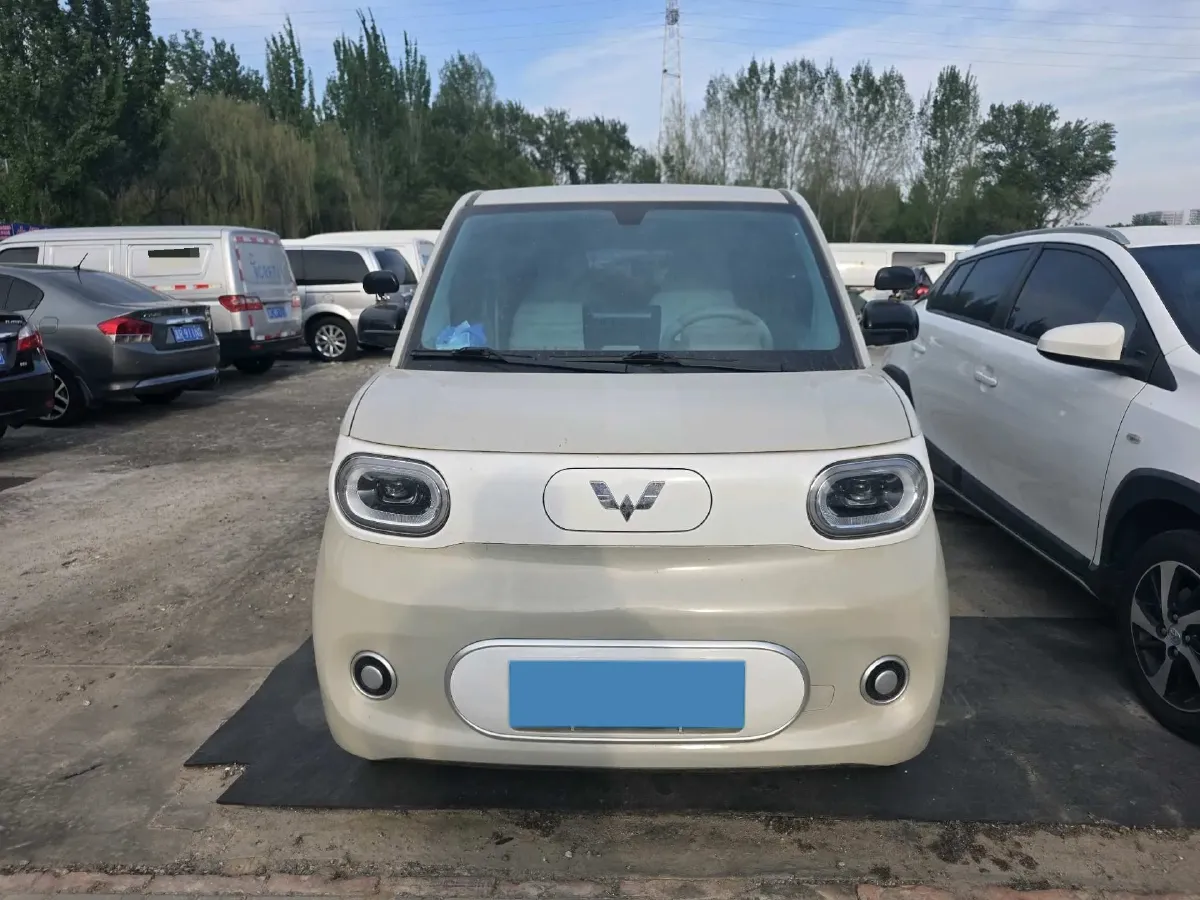 2024 WuLing HongGuang MINI EV BEV 17.3KWH,autocango,china used car exporter,china ev exporter,chinese used car exporter,chinese used ev exporter