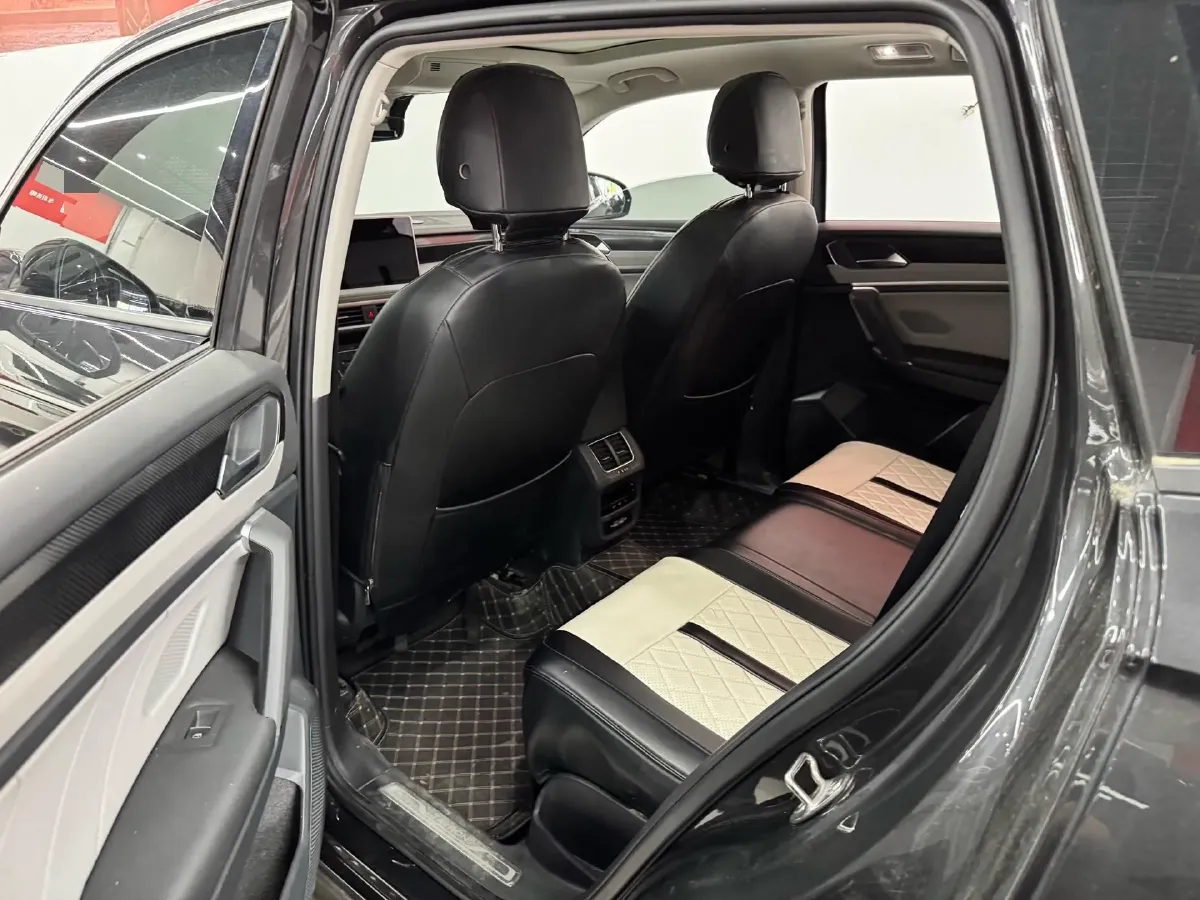 2023 Volkswagen Tayron 2.0T 186HP L4 7DCT,autocango,china used car exporter,china ev exporter,chinese used car exporter,chinese used ev exporter