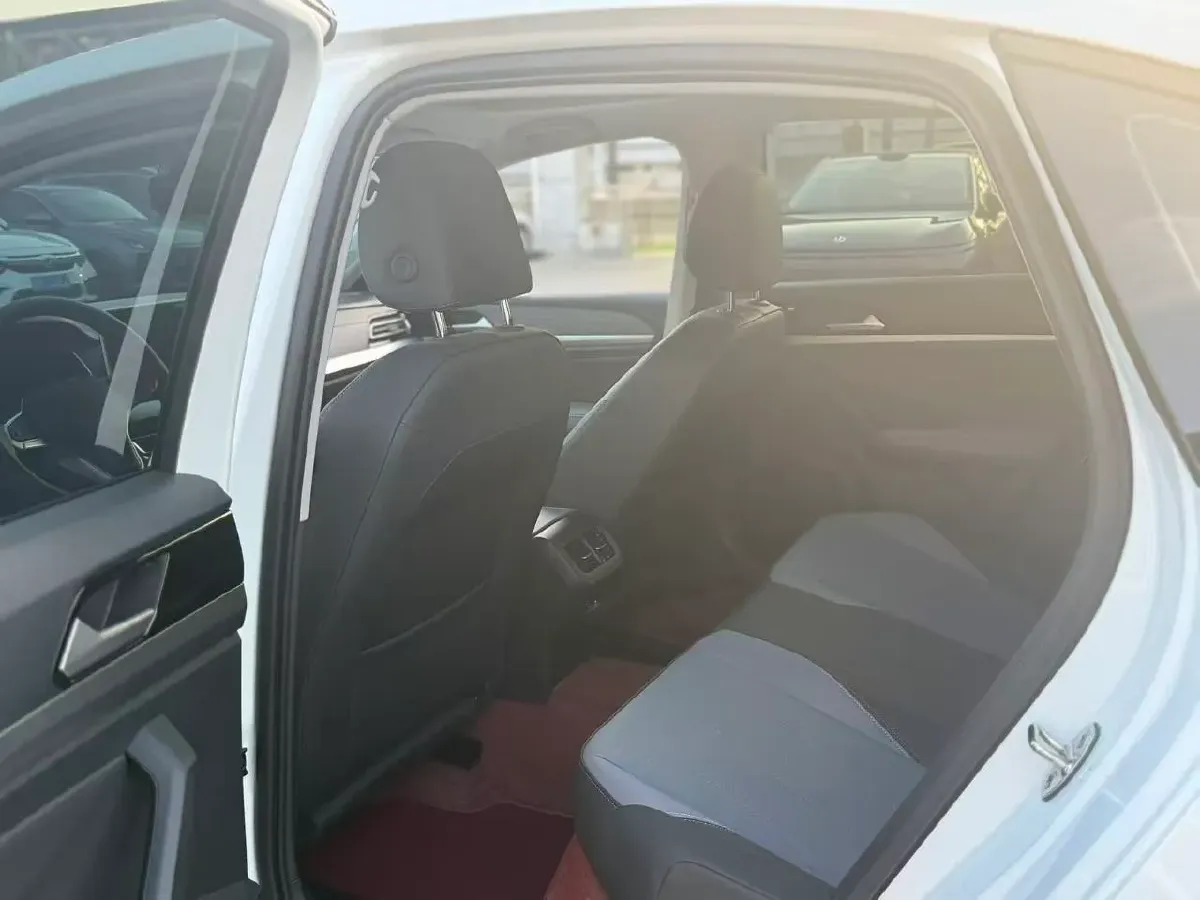 2024 Volkswagen Lavida 1.5L 110HP L4 6AT,autocango,china used car exporter,china ev exporter,chinese used car exporter,chinese used ev exporter