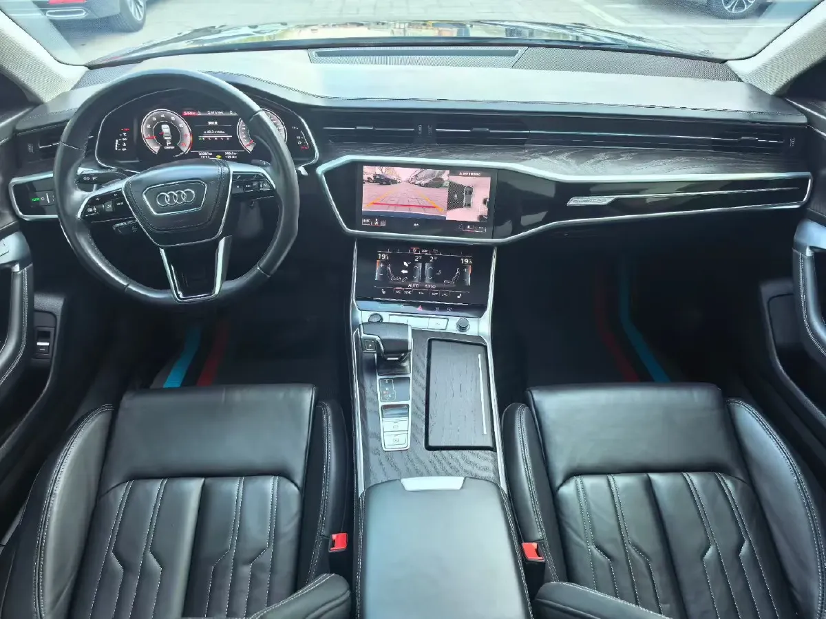 2023 Audi A6L 2.0T 245HP L4 7DCT,autocango,china used car exporter,china ev exporter,chinese used car exporter,chinese used ev exporter