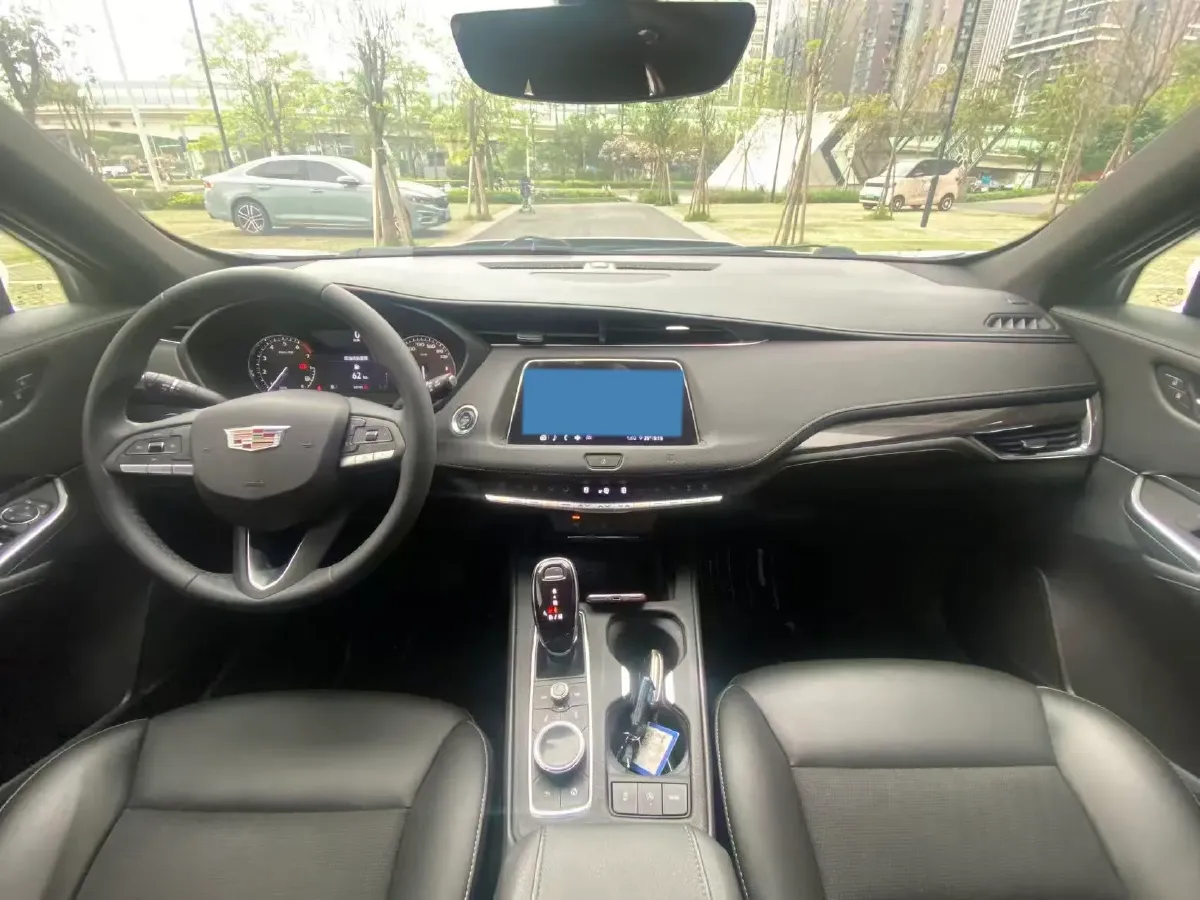 2020 Cadillac XT4 2.0T 241HP L4 9AT,autocango,china used car exporter,china ev exporter,chinese used car exporter,chinese used ev exporter