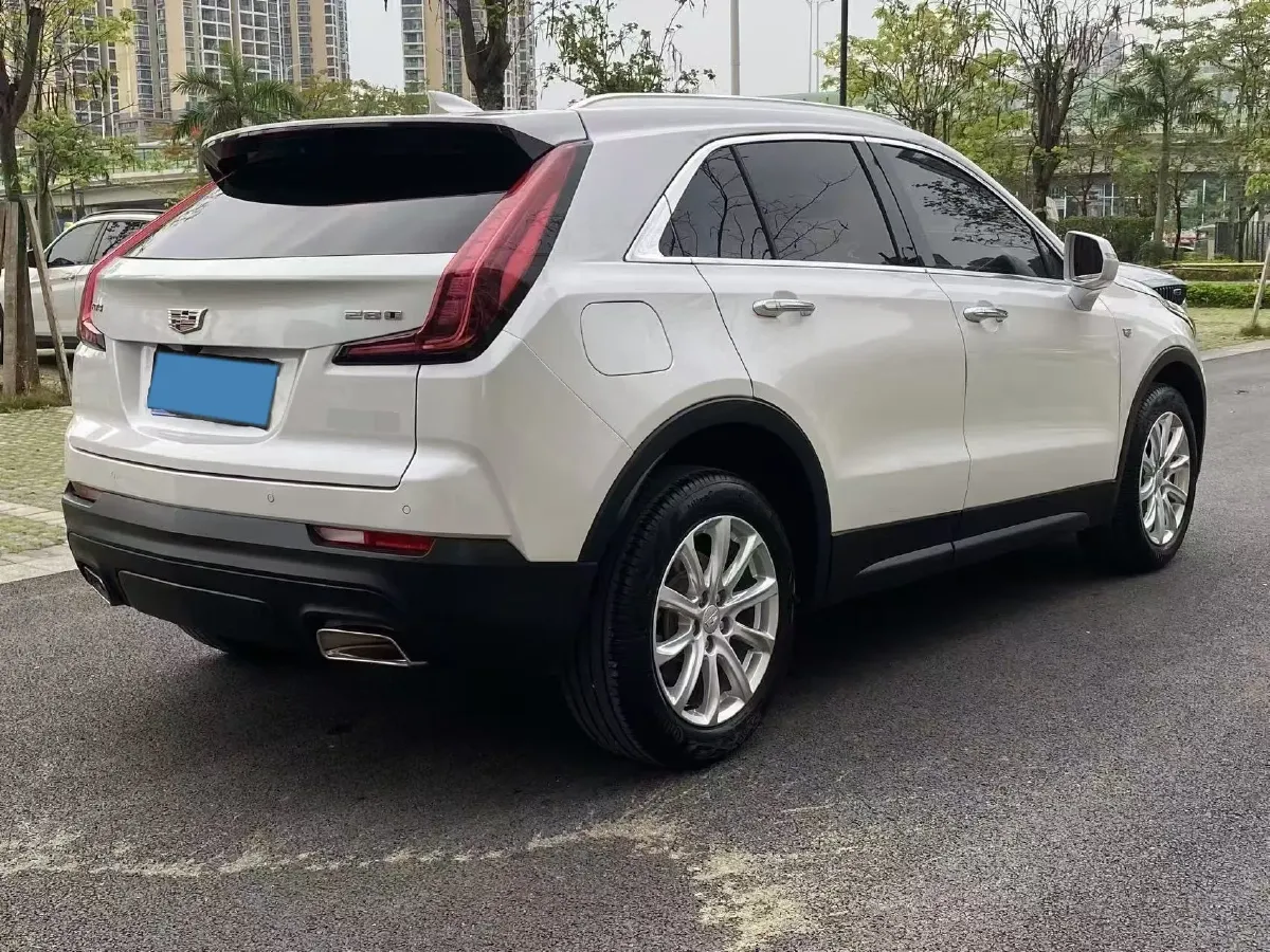 2020 Cadillac XT4 2.0T 241HP L4 9AT,autocango,china used car exporter,china ev exporter,chinese used car exporter,chinese used ev exporter