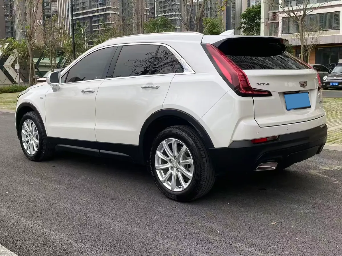 2020 Cadillac XT4 2.0T 241HP L4 9AT,autocango,china used car exporter,china ev exporter,chinese used car exporter,chinese used ev exporter