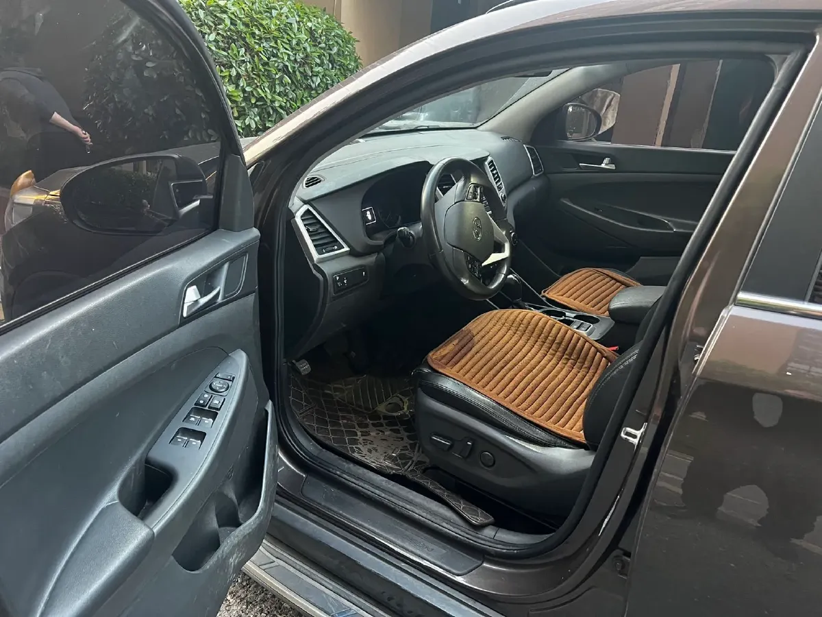 2018 Hyundai Tucson 1.6T 177HP L4 7DCT,autocango,china used car exporter,china ev exporter,chinese used car exporter,chinese used ev exporter