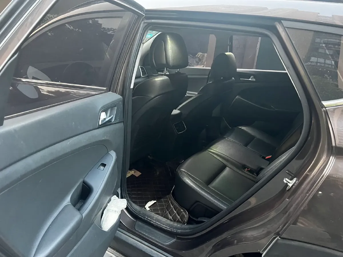 2018 Hyundai Tucson 1.6T 177HP L4 7DCT,autocango,china used car exporter,china ev exporter,chinese used car exporter,chinese used ev exporter