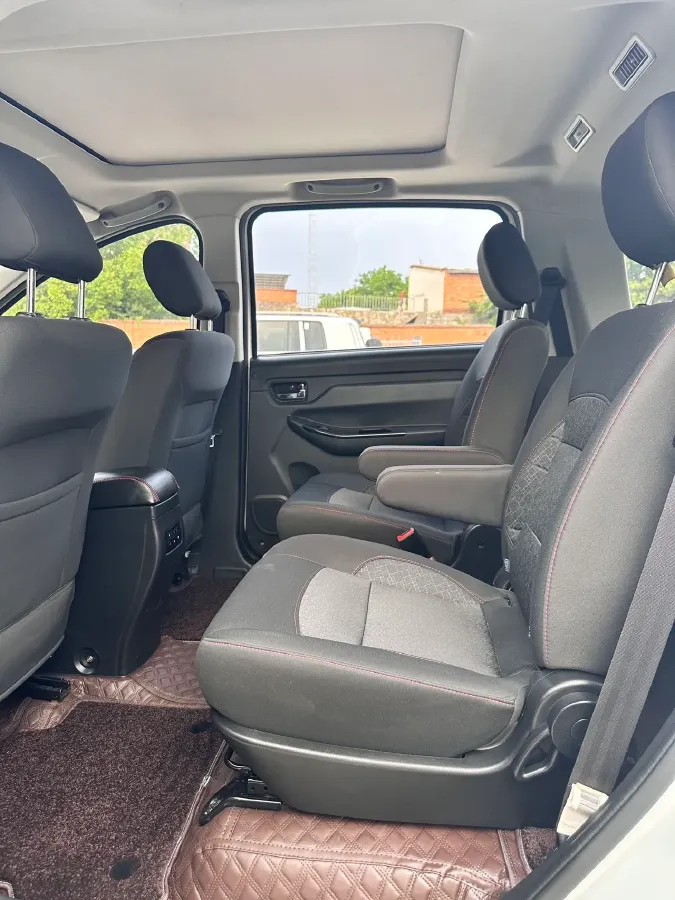 2018 Karry K60 1.5L 109HP L4 5MT,autocango,china used car exporter,china ev exporter,chinese used car exporter,chinese used ev exporter