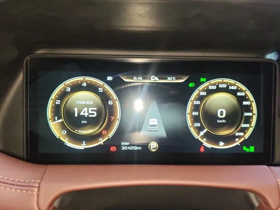 2022 Geely Okavango 1.8T 184HP L4 7DCT,autocango,china used car exporter,china ev exporter,chinese used car exporter,chinese used ev exporter