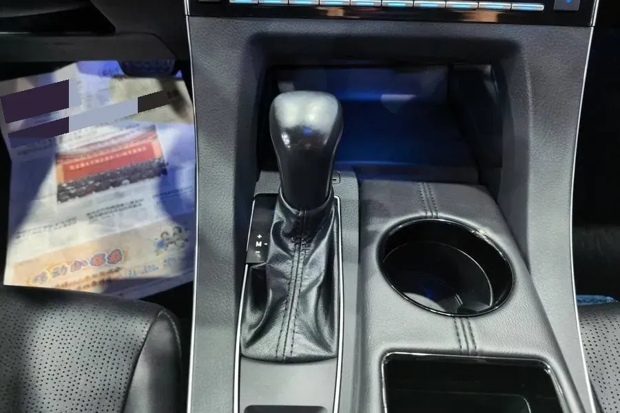 2019 Toyota Avalon 2.0L 178HP L4 CVT,autocango,china used car exporter,china ev exporter,chinese used car exporter,chinese used ev exporter