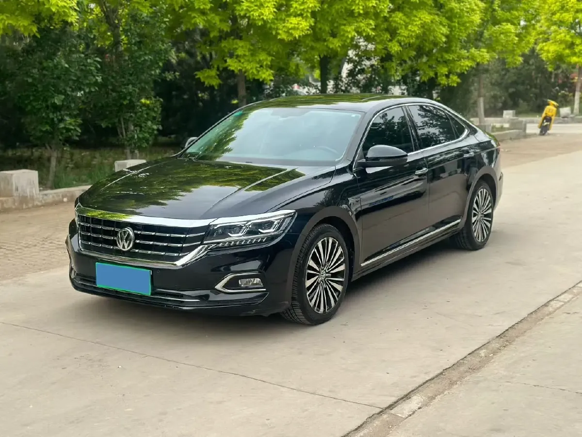 2019 Volvo V40 1.5T 152HP L4 6AT,autocango,china used car exporter,china ev exporter,chinese used car exporter,chinese used ev exporter