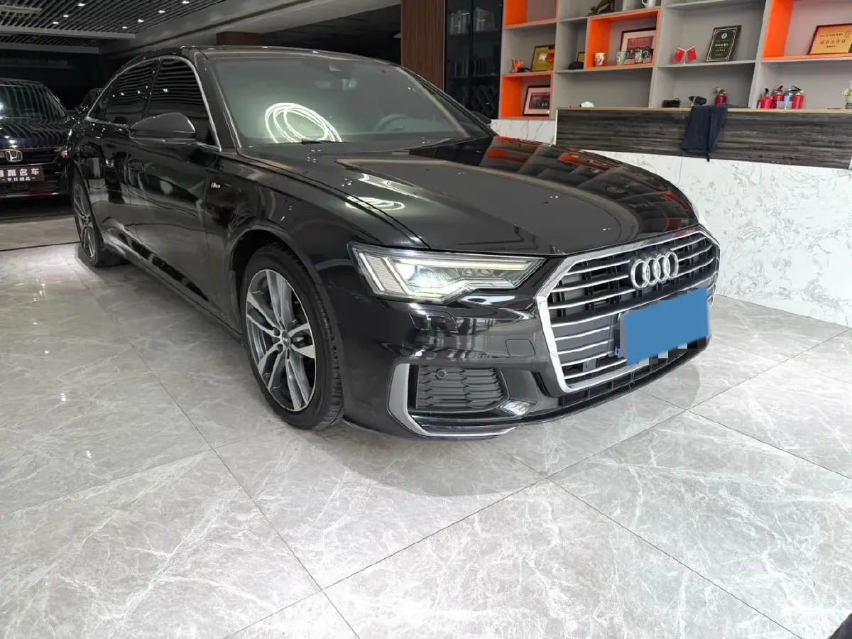 2020 Audi A6L 2.0T 190HP L4 7DCT,autocango,china used car exporter,china ev exporter,chinese used car exporter,chinese used ev exporter