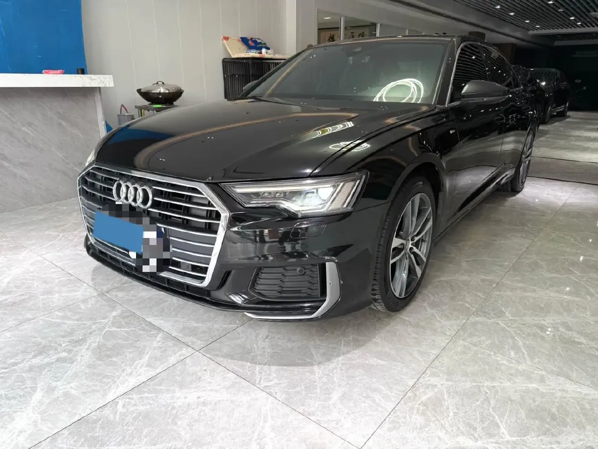 2020 Audi A6L 2.0T 190HP L4 7DCT,autocango,china used car exporter,china ev exporter,chinese used car exporter,chinese used ev exporter
