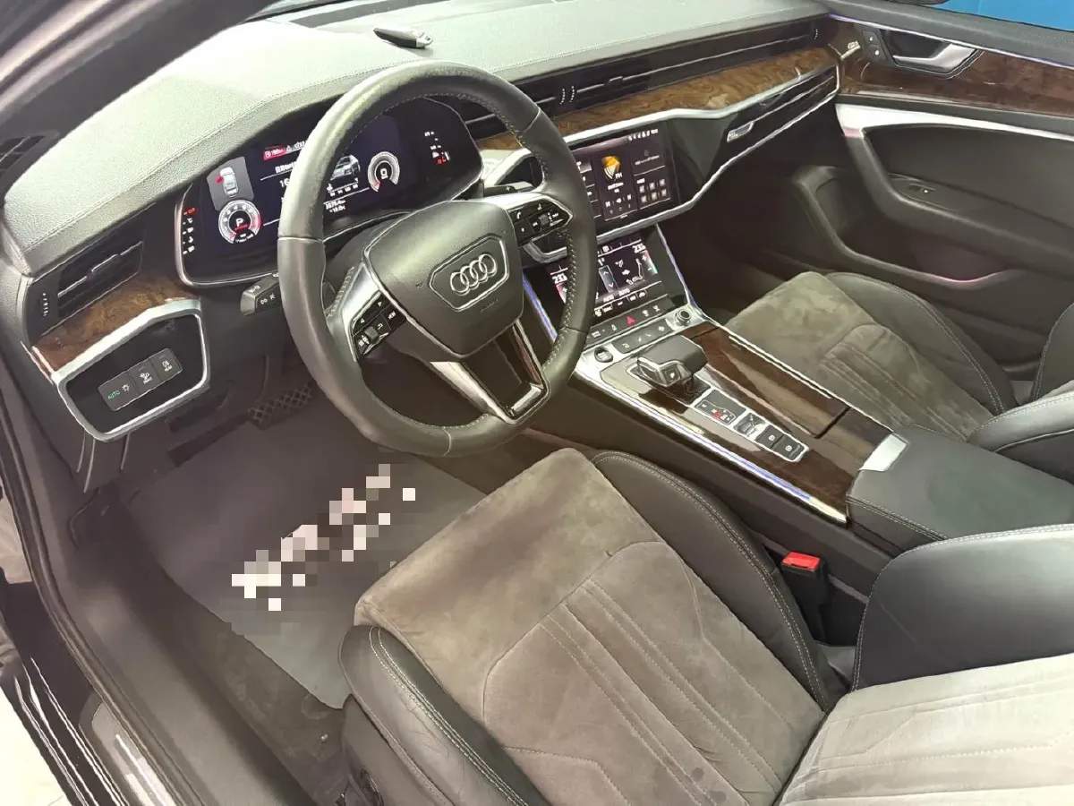 2020 Audi A6L 2.0T 190HP L4 7DCT,autocango,china used car exporter,china ev exporter,chinese used car exporter,chinese used ev exporter