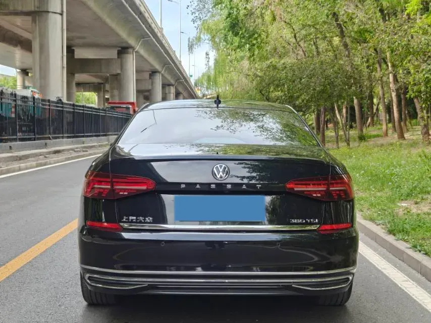 2019 Volkswagen Passat 2.0T 186HP L4 7DCT,autocango,china used car exporter,china ev exporter,chinese used car exporter,chinese used ev exporter