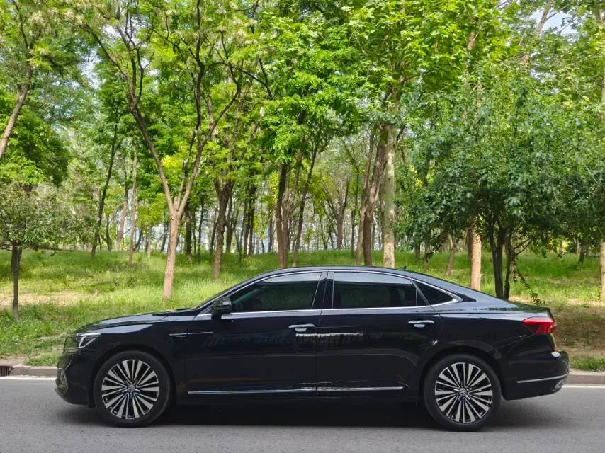 2019 Volkswagen Passat 2.0T 186HP L4 7DCT,autocango,china used car exporter,china ev exporter,chinese used car exporter,chinese used ev exporter