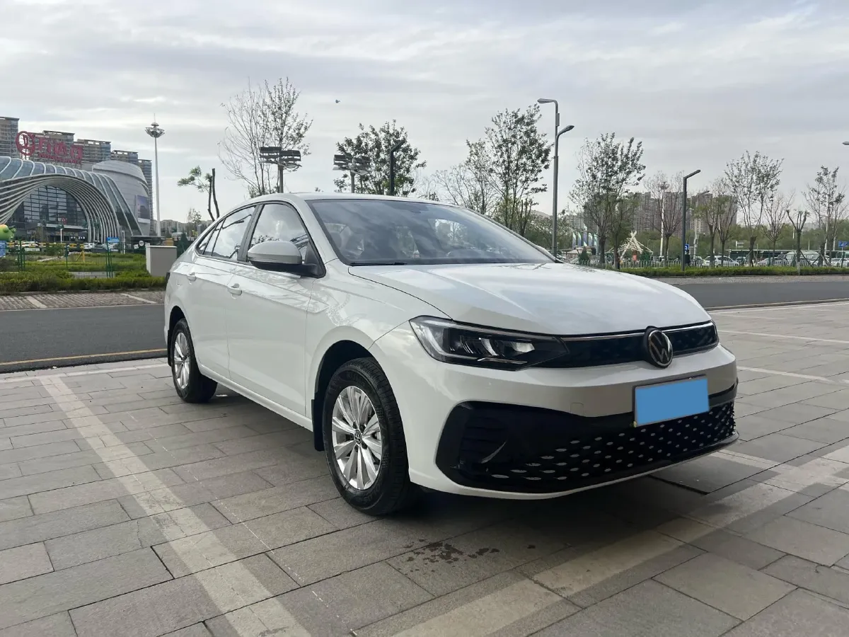 2025 Ruichi Auto EC75 BEV 41.85KWH,autocango,china used car exporter,china ev exporter,chinese used car exporter,chinese used ev exporter