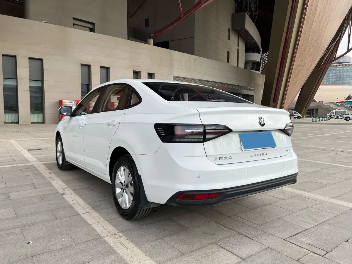 2025 Ruichi Auto EC75 BEV 41.85KWH,autocango,china used car exporter,china ev exporter,chinese used car exporter,chinese used ev exporter