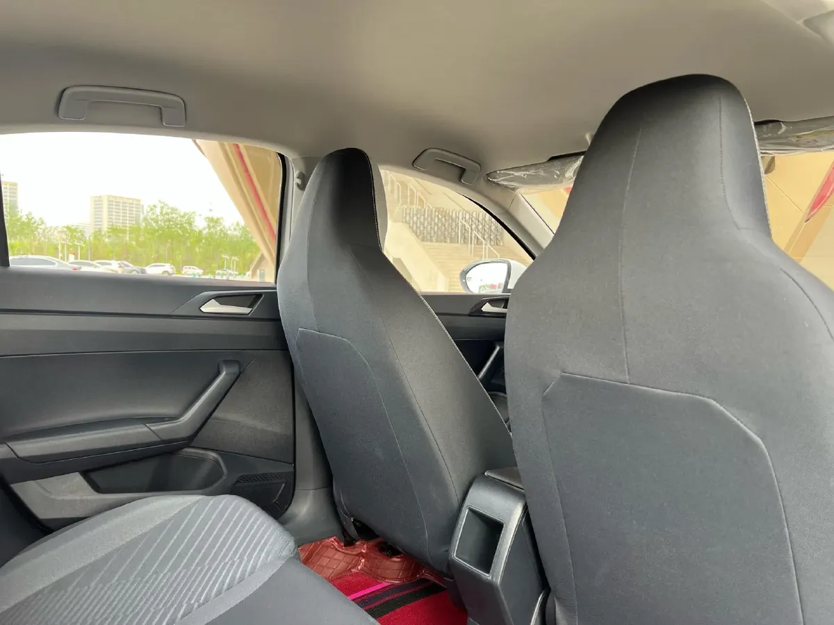 2025 Ruichi Auto EC75 BEV 41.85KWH,autocango,china used car exporter,china ev exporter,chinese used car exporter,chinese used ev exporter