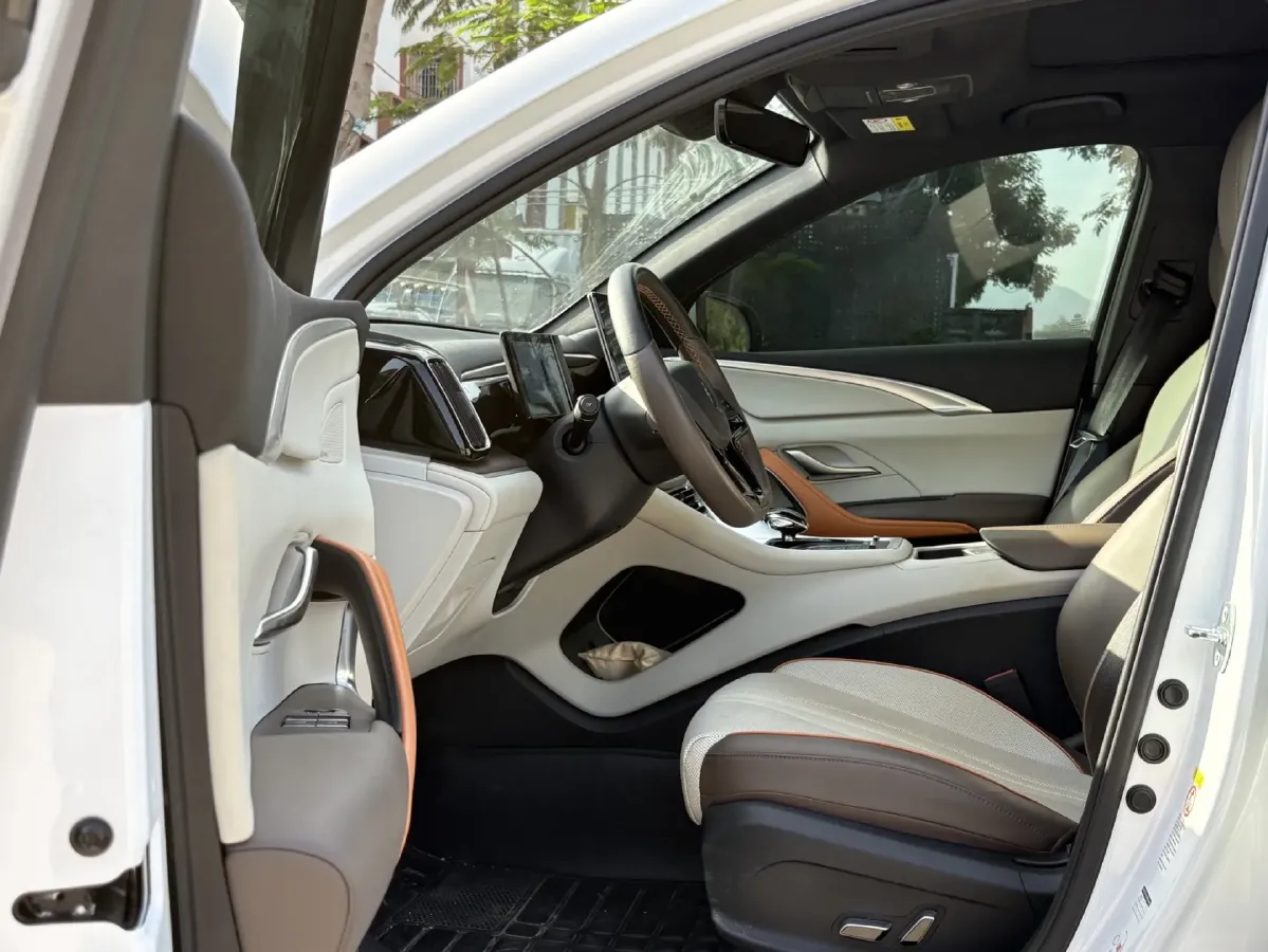 2022 LYNK&CO 03 1.5T 180HP L3 7DCT,autocango,china used car exporter,china ev exporter,chinese used car exporter,chinese used ev exporter