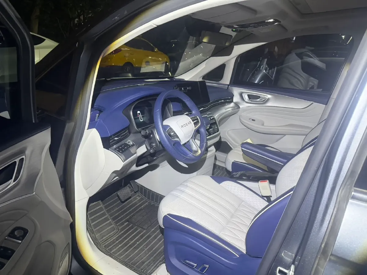 2022 Roewe iMAX8 2.0T 234HP L4 8AT,autocango,china used car exporter,china ev exporter,chinese used car exporter,chinese used ev exporter