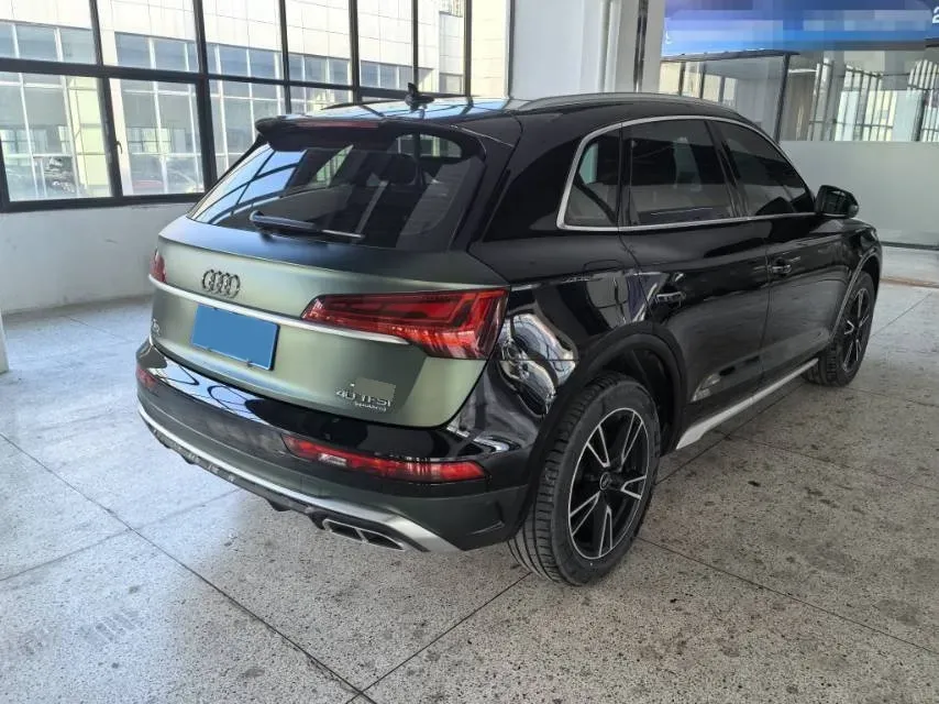 2022 Audi Q5L 2.0T 190HP L4 7DCT,autocango,china used car exporter,china ev exporter,chinese used car exporter,chinese used ev exporter