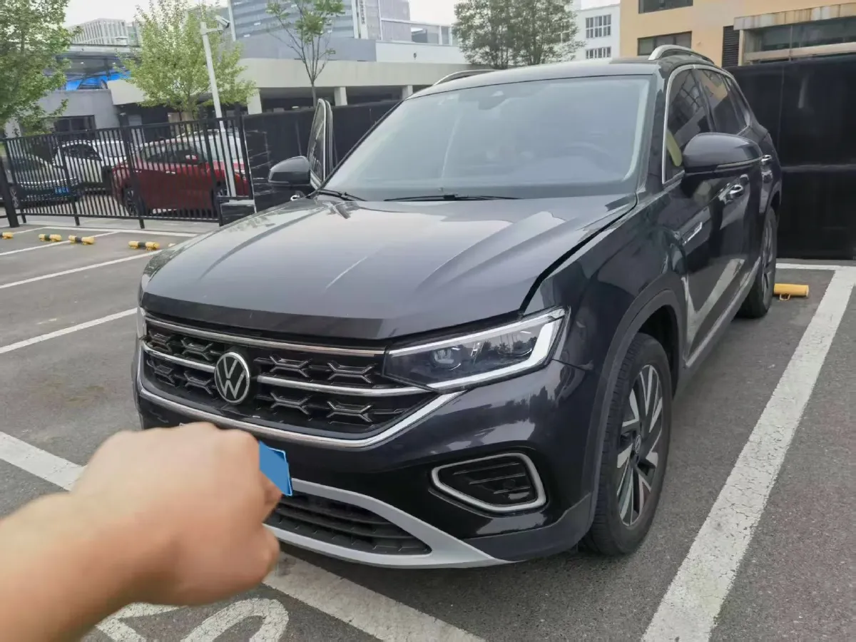 2024 Volkswagen Tayron 2.0T 186HP L4 7DCT,autocango,china used car exporter,china ev exporter,chinese used car exporter,chinese used ev exporter