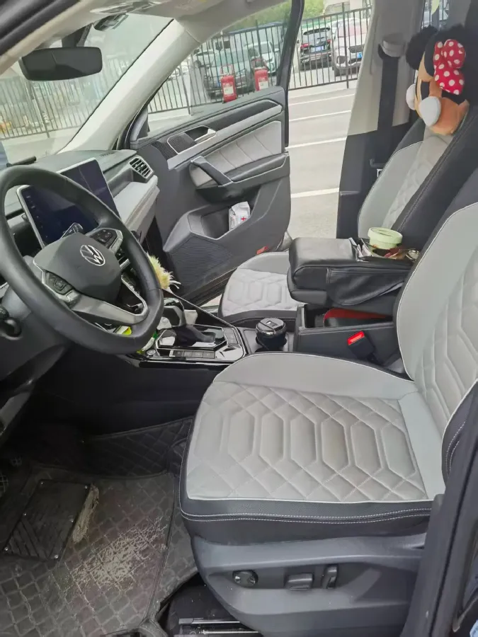 2024 Volkswagen Tayron 2.0T 186HP L4 7DCT,autocango,china used car exporter,china ev exporter,chinese used car exporter,chinese used ev exporter