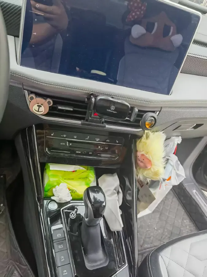 2024 Volkswagen Tayron 2.0T 186HP L4 7DCT,autocango,china used car exporter,china ev exporter,chinese used car exporter,chinese used ev exporter