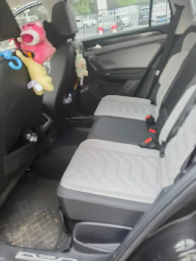 2024 Volkswagen Tayron 2.0T 186HP L4 7DCT,autocango,china used car exporter,china ev exporter,chinese used car exporter,chinese used ev exporter