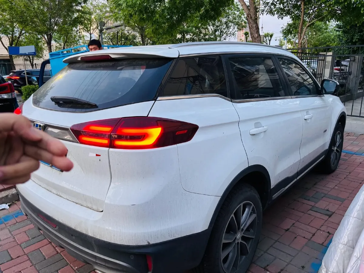 2018 Geely Azkarra 1.8T 184HP L4 6AT,autocango,china used car exporter,china ev exporter,chinese used car exporter,chinese used ev exporter