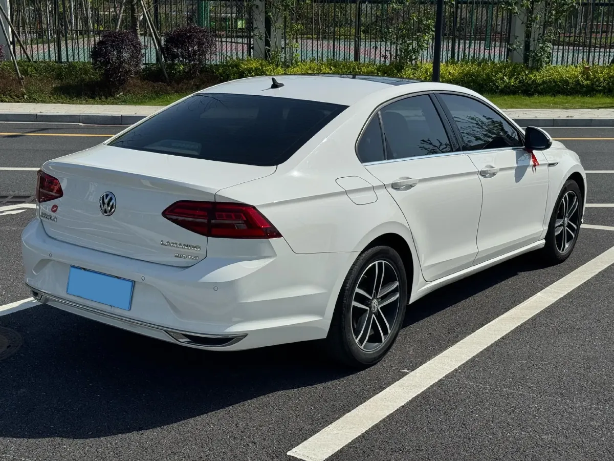 2019 Volkswagen Passat 1.4T 150HP L4 7DCT,autocango,china used car exporter,china ev exporter,chinese used car exporter,chinese used ev exporter