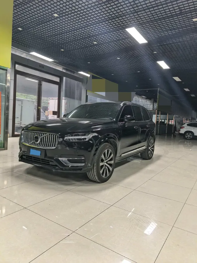 2022 Volvo XC90 2.0T 299HP L4 8AT,autocango,china used car exporter,china ev exporter,chinese used car exporter,chinese used ev exporter