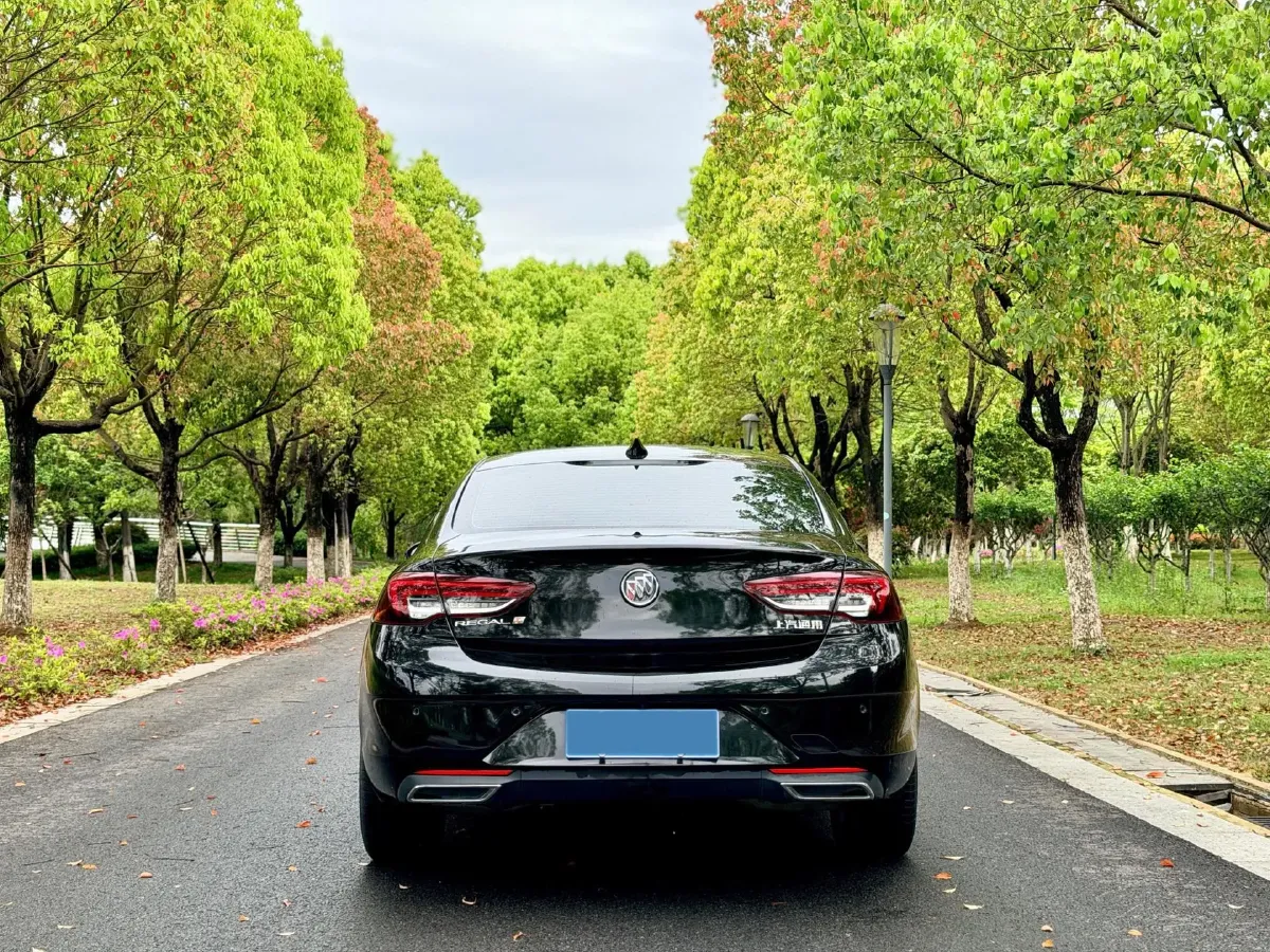 2020 Buick Regal 1.5T 169HP L4 9AT,autocango,china used car exporter,china ev exporter,chinese used car exporter,chinese used ev exporter