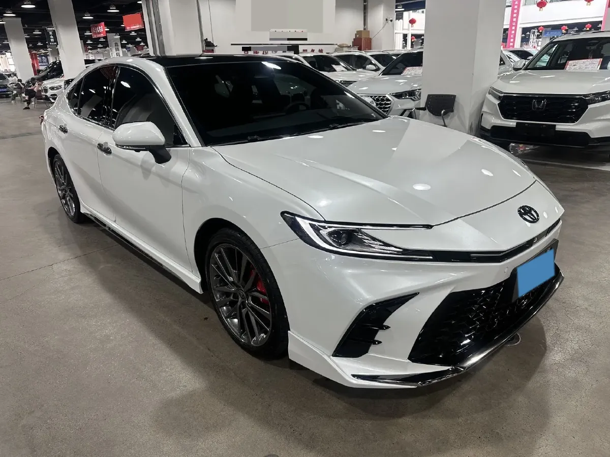 2025 Toyota Camry 2.5L 185HP L4 E-CVT Hybrid,autocango,china used car exporter,china ev exporter,chinese used car exporter,chinese used ev exporter
