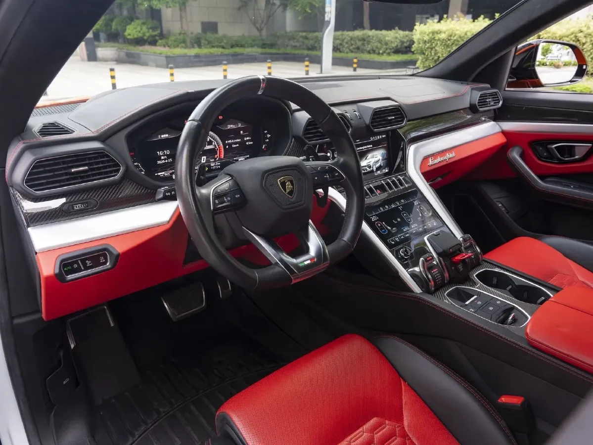 2021 Lamborghini Urus 4.0T 641HP V8 8AT,autocango,china used car exporter,china ev exporter,chinese used car exporter,chinese used ev exporter