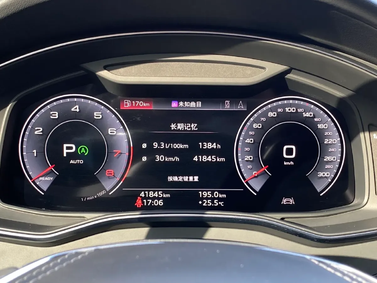 2024 Audi A7L 2.0T 245HP L4 7DCT,autocango,china used car exporter,china ev exporter,chinese used car exporter,chinese used ev exporter