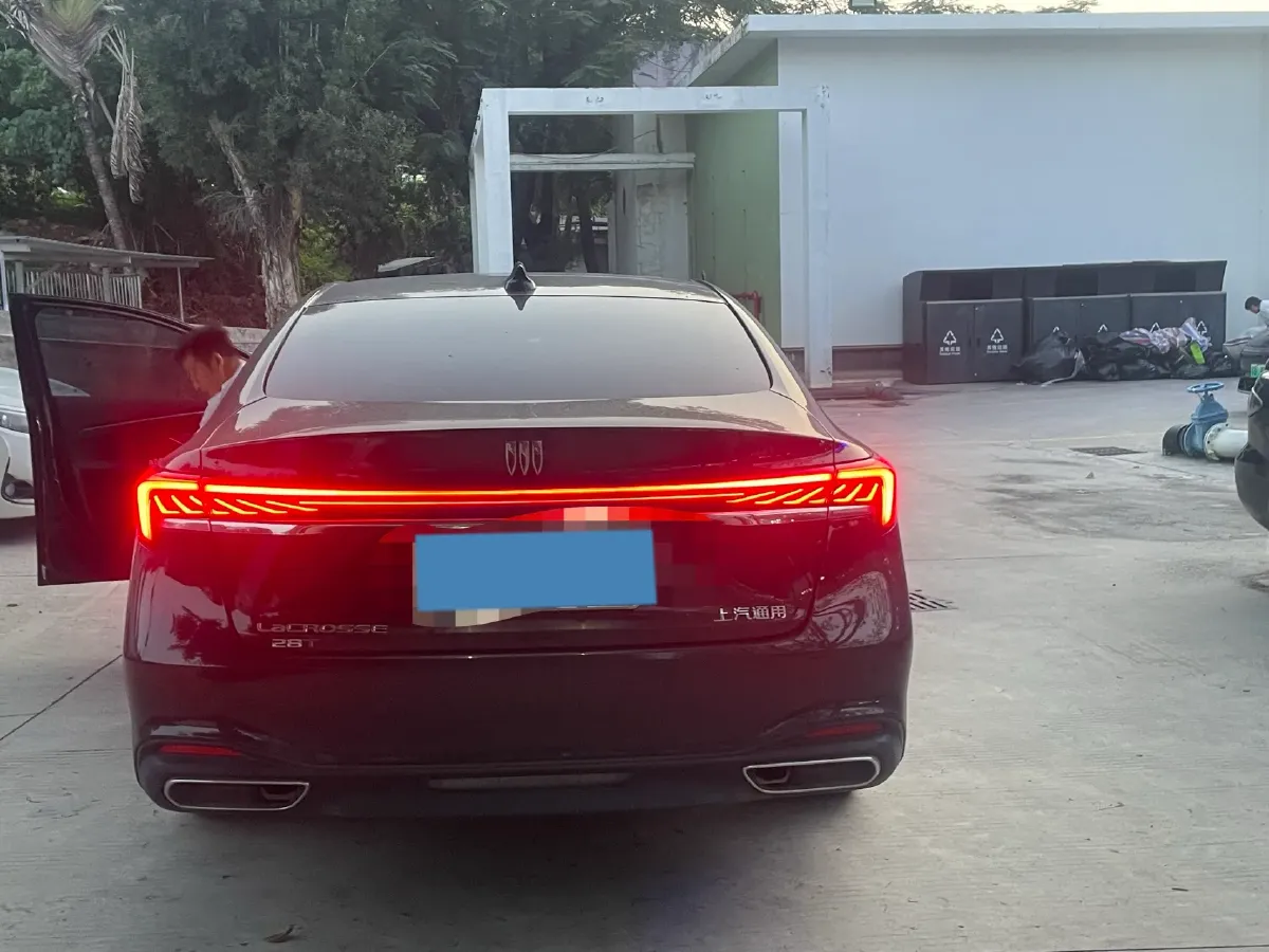 2023 Buick Larcosse 2.0T 237HP L4 9AT,autocango,china used car exporter,china ev exporter,chinese used car exporter,chinese used ev exporter