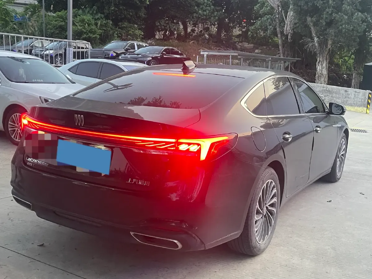 2023 Buick Larcosse 2.0T 237HP L4 9AT,autocango,china used car exporter,china ev exporter,chinese used car exporter,chinese used ev exporter